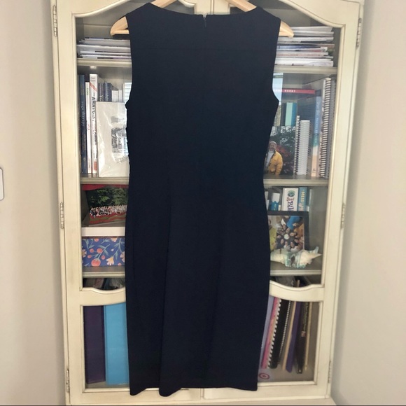 Calvin Klein flattering navy dress. Sz 6. - Picture 3 of 4